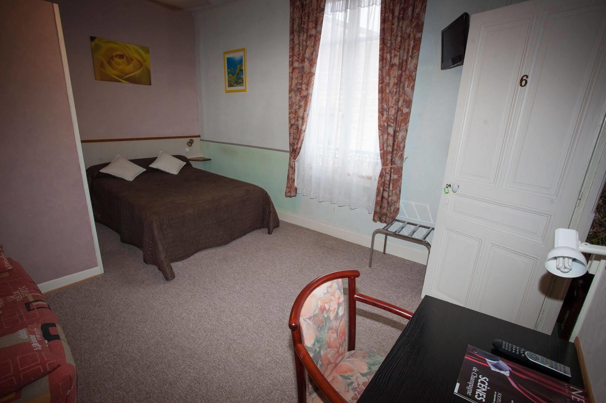 Hotel De La Cite Châlons-en-Champagne Eksteriør billede
